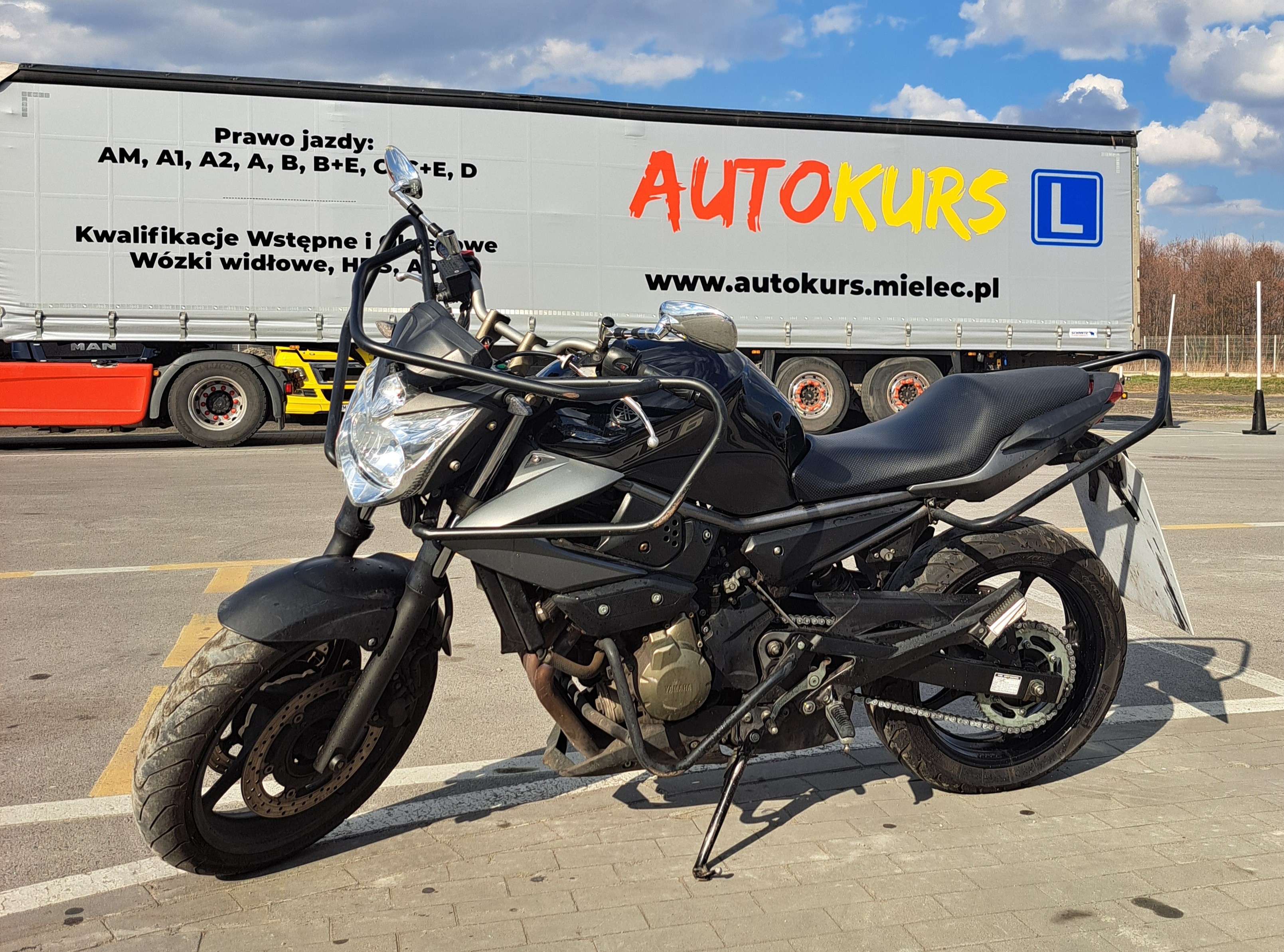 Yamaha XJ6